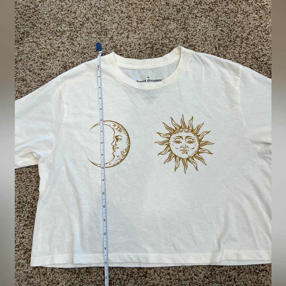 Sun and Moon ivory crop top ladies size M. - Picture 3 of 7